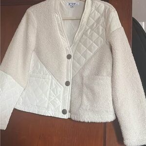 Sherpa cozy sweater Story